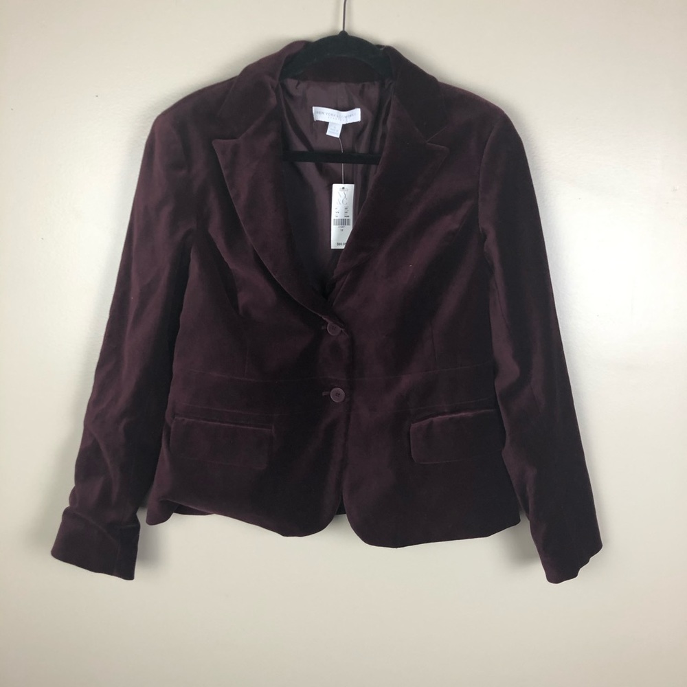 SOLD ‼️NY & Co Dark Burgundy Blazer
